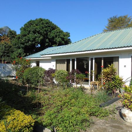 Idc Guest House Bagamoyo Esterno foto