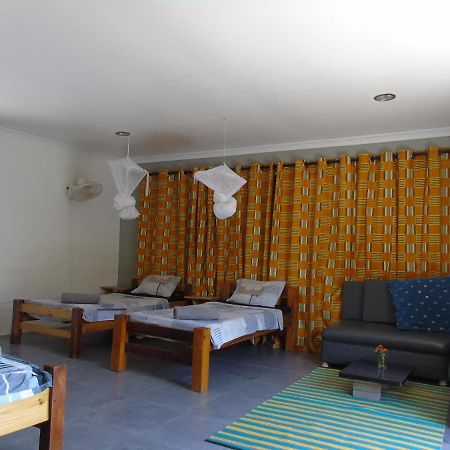 Idc Guest House Bagamoyo Esterno foto