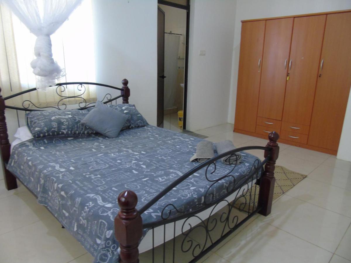 Idc Guest House Bagamoyo Esterno foto