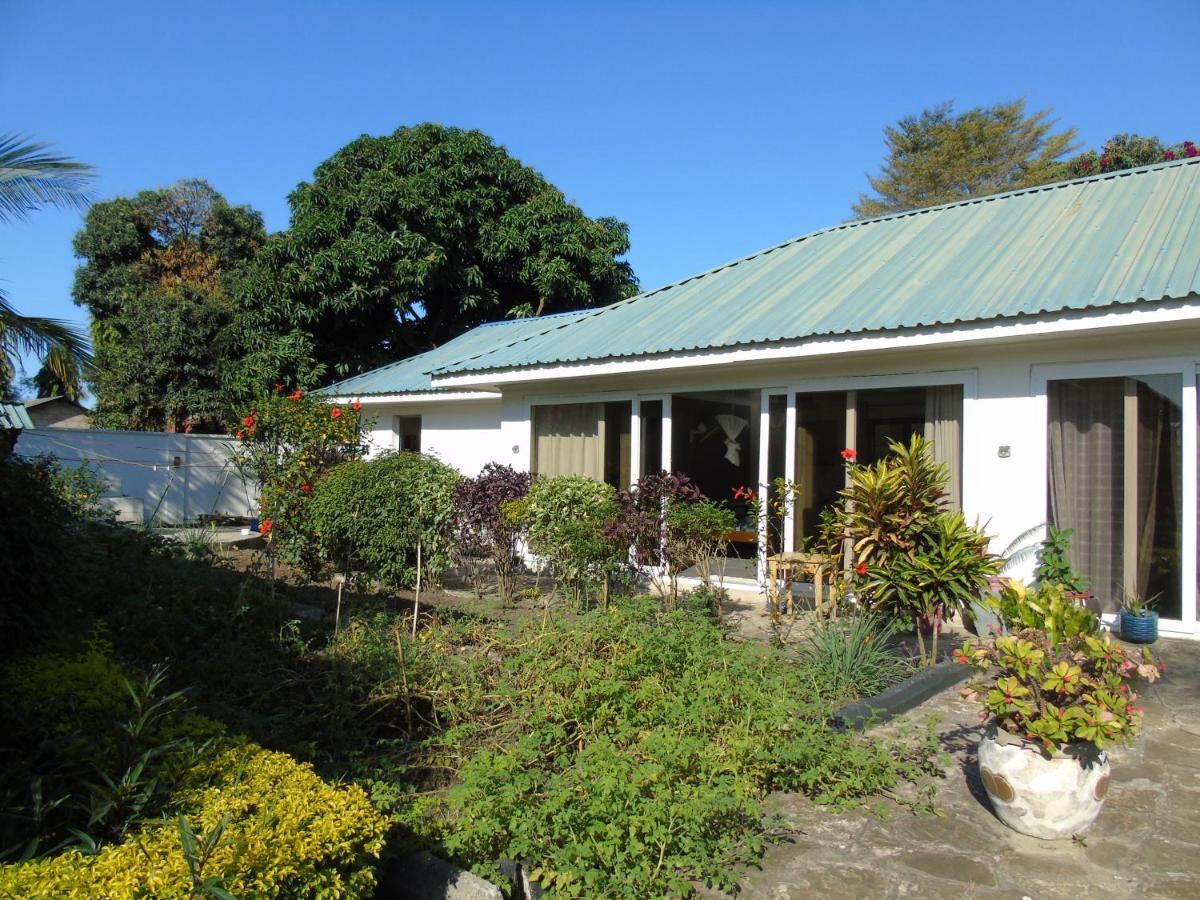Idc Guest House Bagamoyo Esterno foto