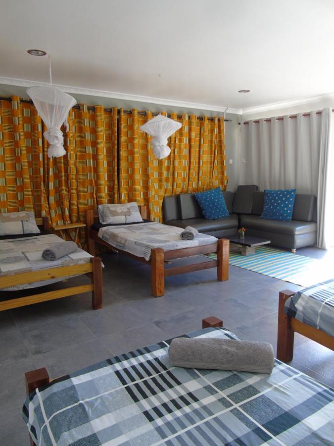 Idc Guest House Bagamoyo Esterno foto