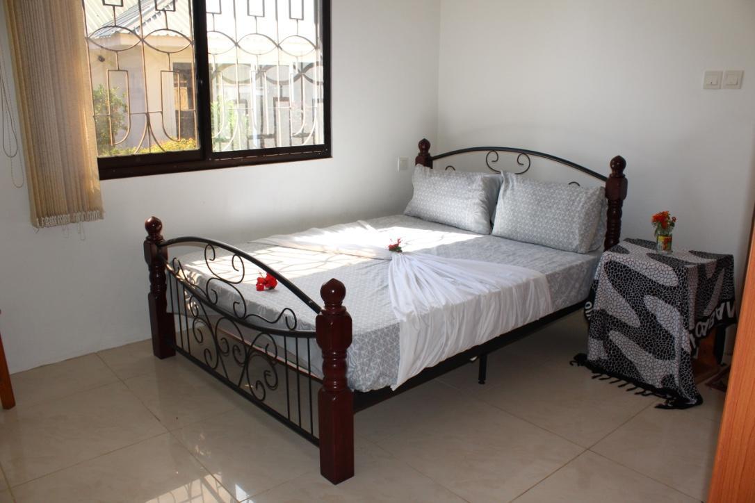 Idc Guest House Bagamoyo Esterno foto