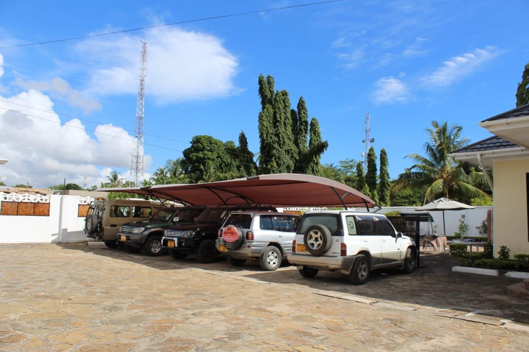 Idc Guest House Bagamoyo Esterno foto